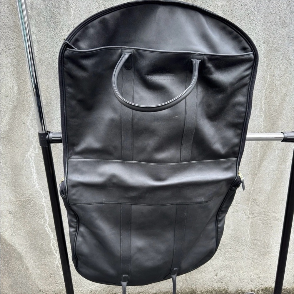 Coach leather garment bag ( MGM GRAND ) - Picture 6 of 10